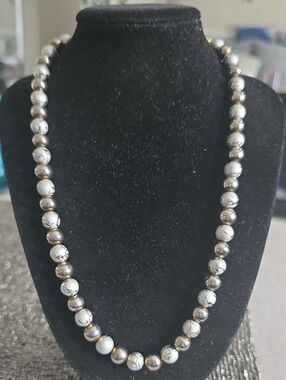 Vintage White Marbled and Silver Bead Necklace